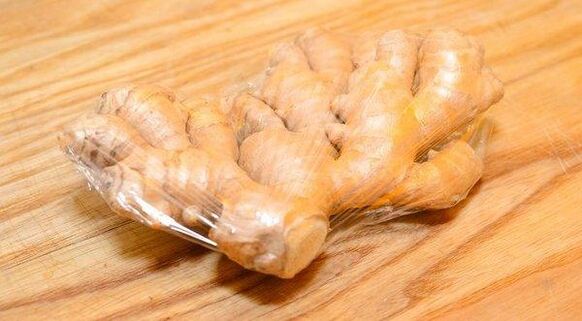 Store ginger in a vacuum bag